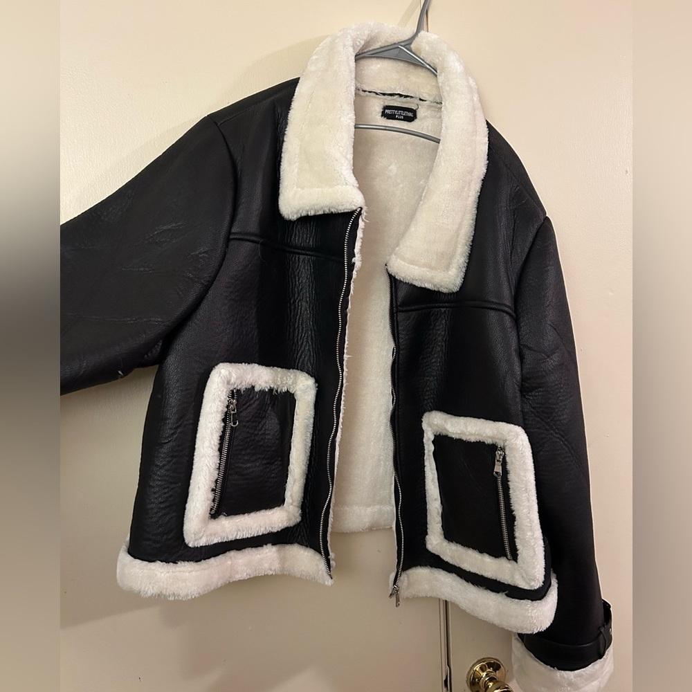 Coat - Picture 2 of 3